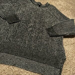 Ellen Tracy black & white high-low crewneck sweater (XL)EUC!